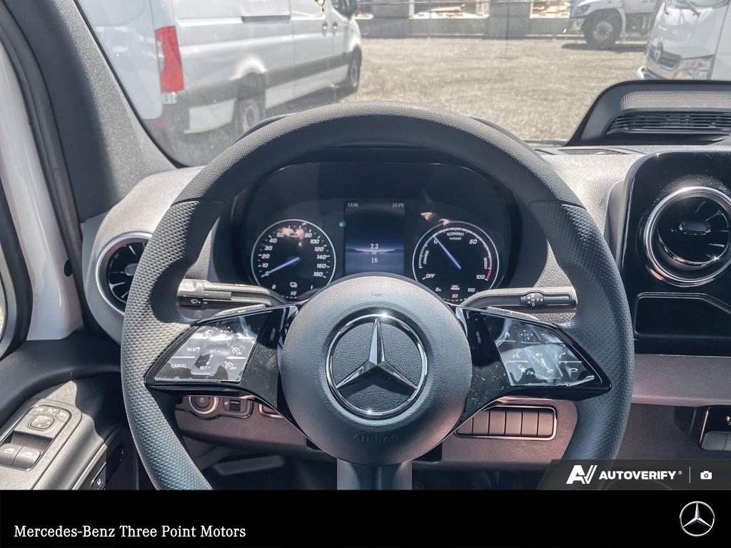 2025 Mercedes-Benz eSprinter 2500 Gvwr High Roof - photo 11