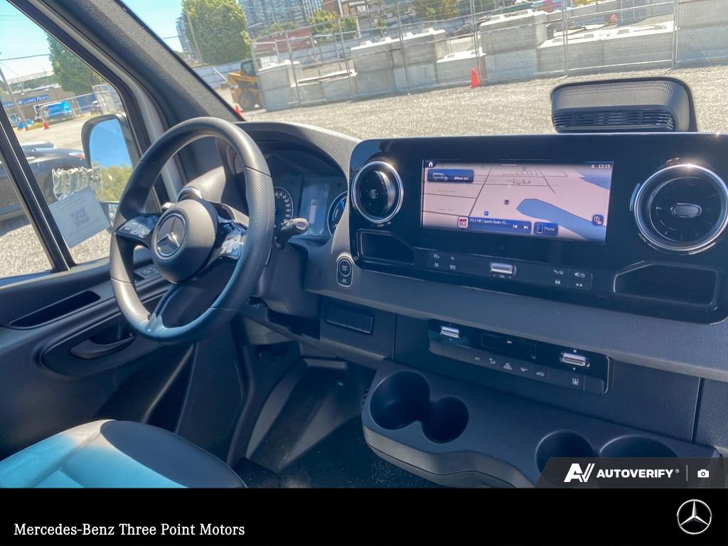 2025 Mercedes-Benz eSprinter 2500 Gvwr High Roof - photo 18
