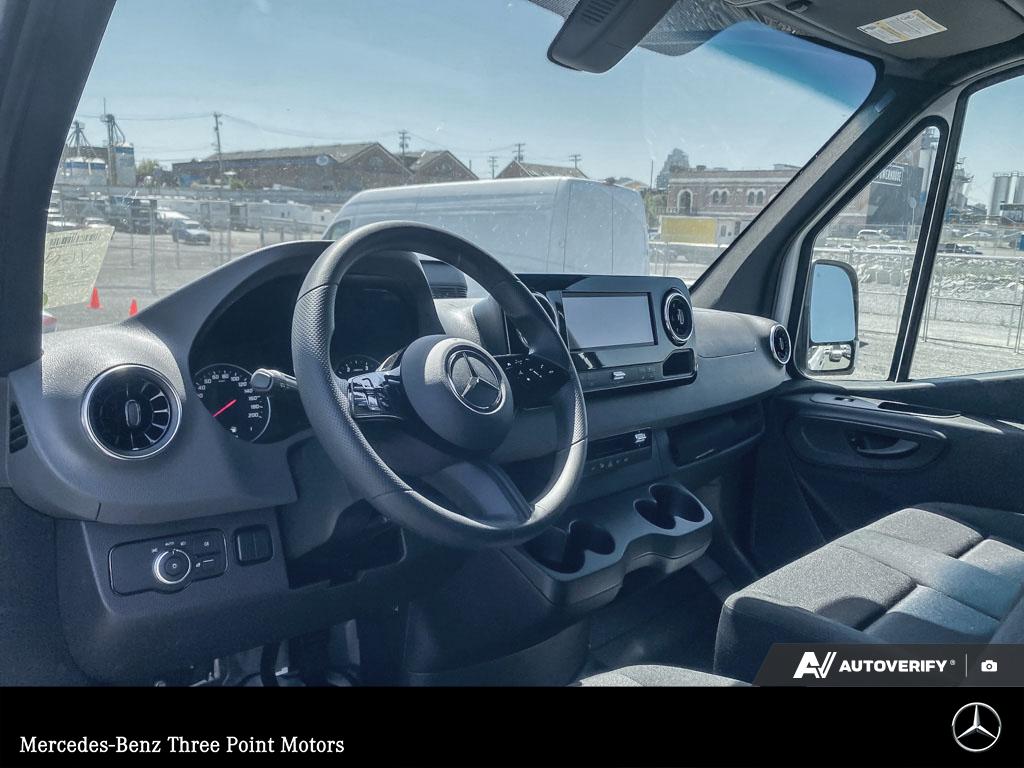 2026 Mercedes-Benz Sprinter 2500 Standard Roof - photo 10
