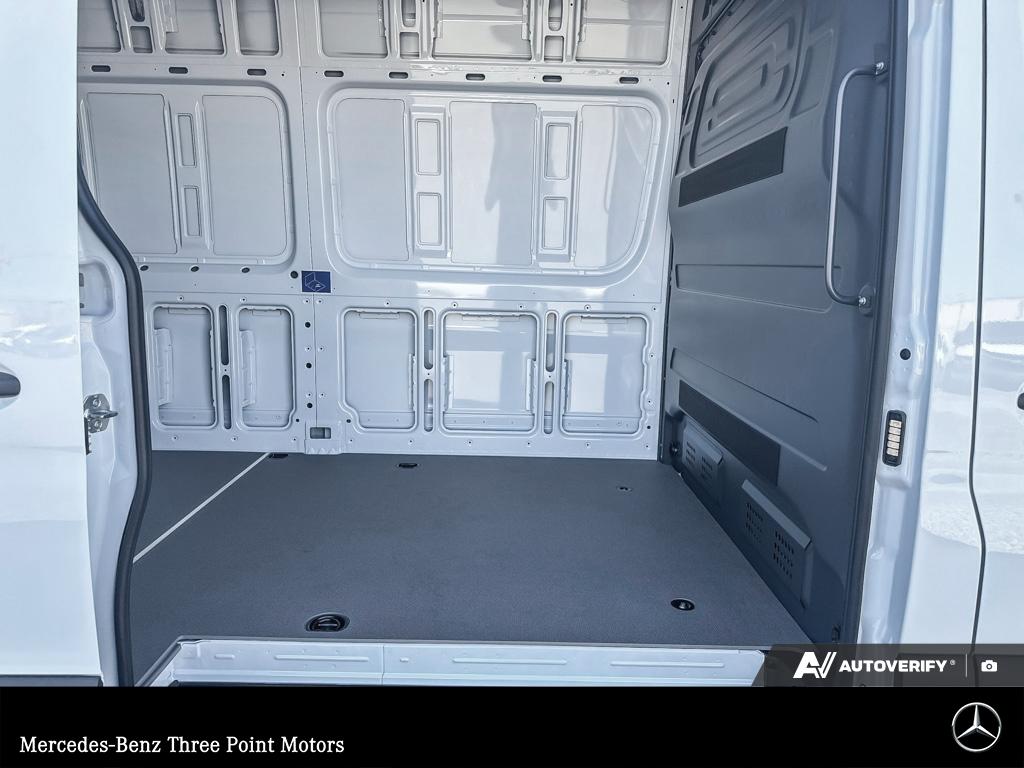 2026 Mercedes-Benz Sprinter 2500 High Roof I4 - photo 22