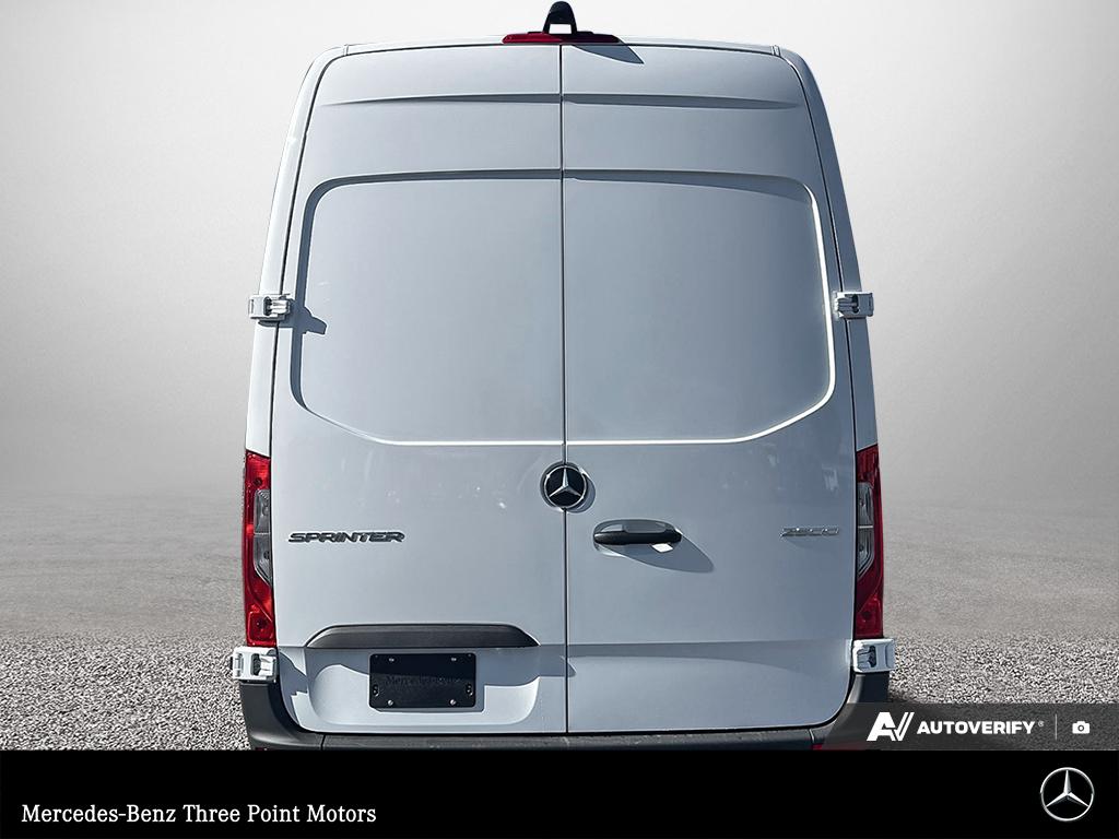 2026 Mercedes-Benz Sprinter 2500 High Roof I4 - photo 5