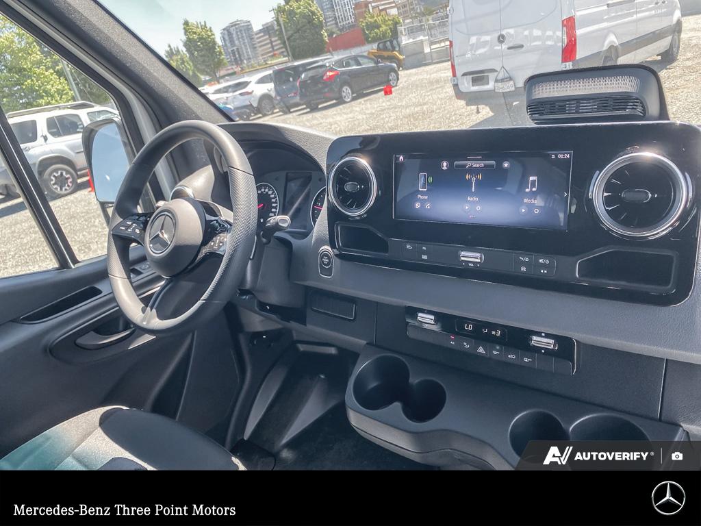 2026 Mercedes-Benz Sprinter 2500 Standard Roof - photo 17