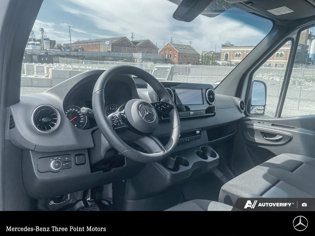 2026 Mercedes-Benz Sprinter 2500 Standard Roof - photo 10