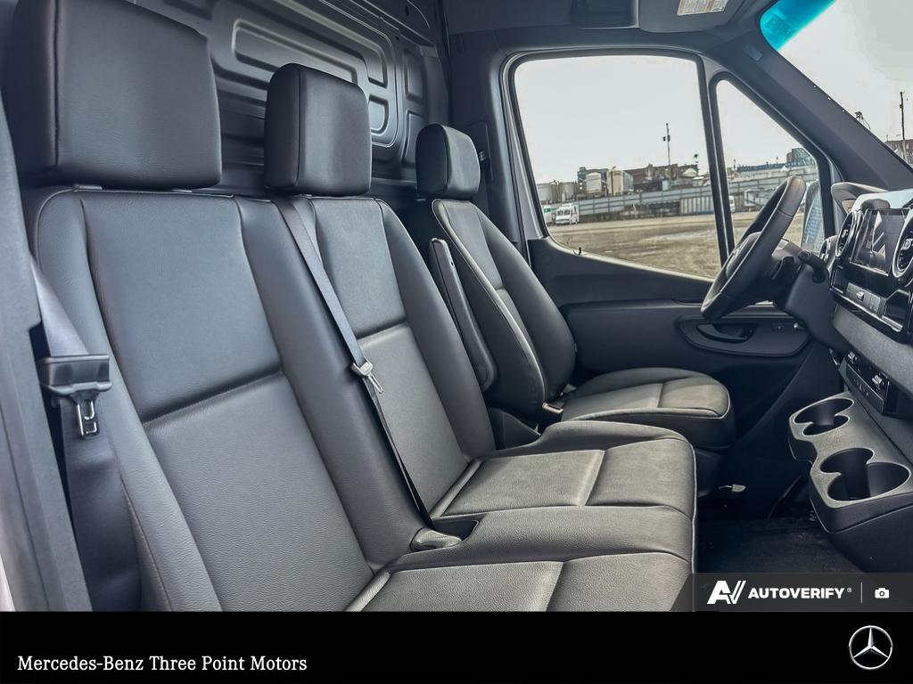 2026 Mercedes-Benz Sprinter 2500 High Roof I4 - photo 20