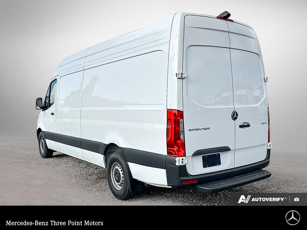 2026 Mercedes-Benz Sprinter 2500 High Roof I4 - photo 4