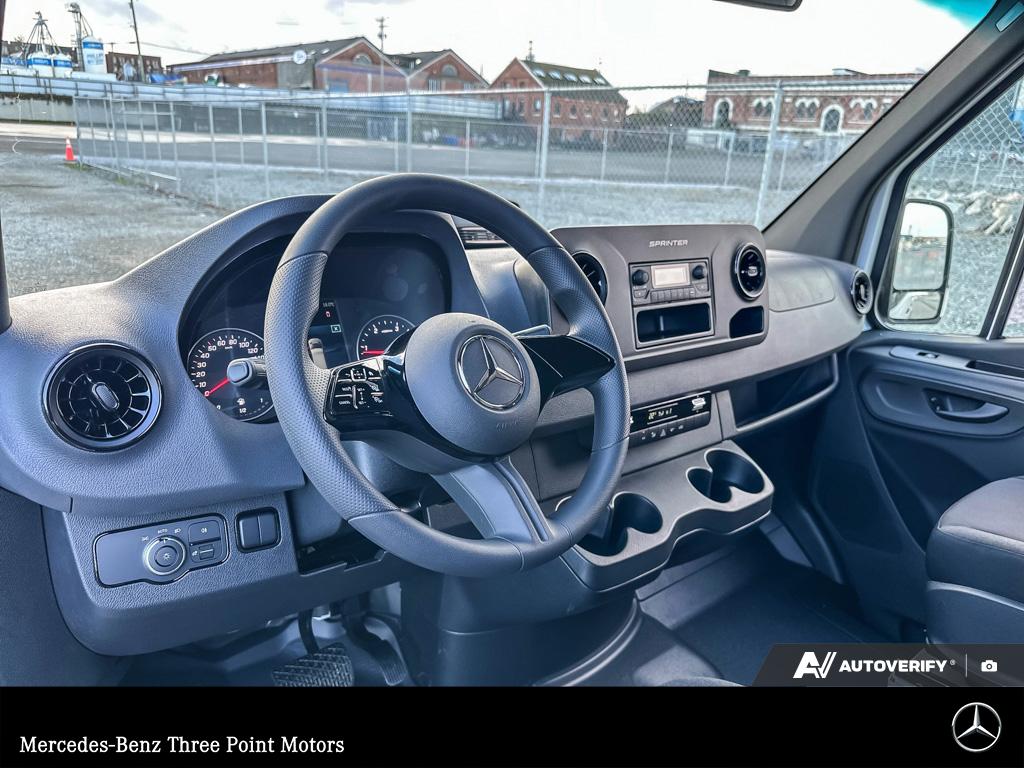 2026 Mercedes-Benz Sprinter 2500 Standard Roof - photo 10