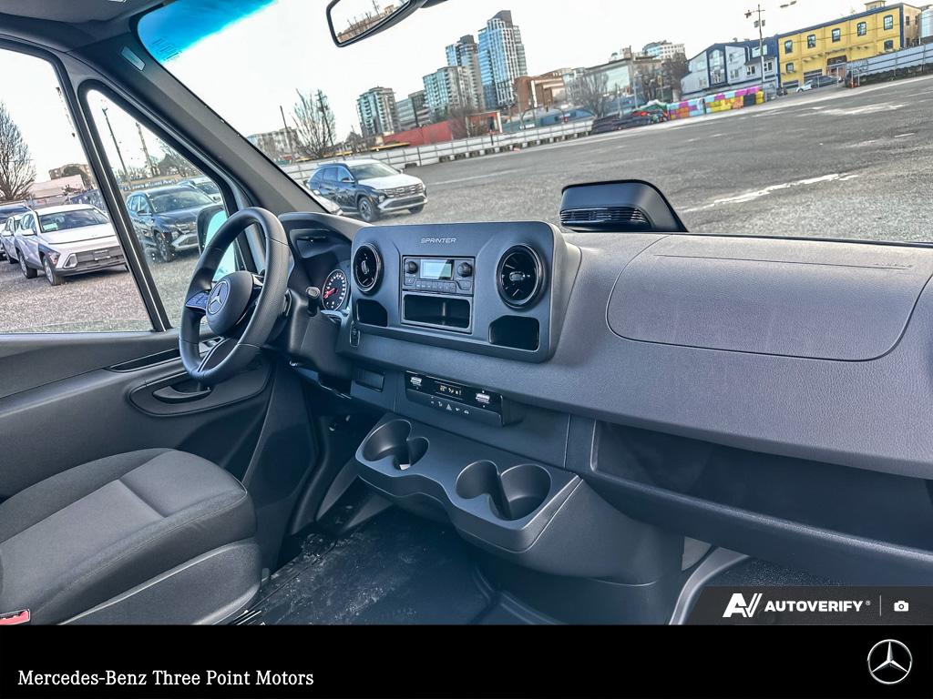 2026 Mercedes-Benz Sprinter 2500 Standard Roof - photo 17