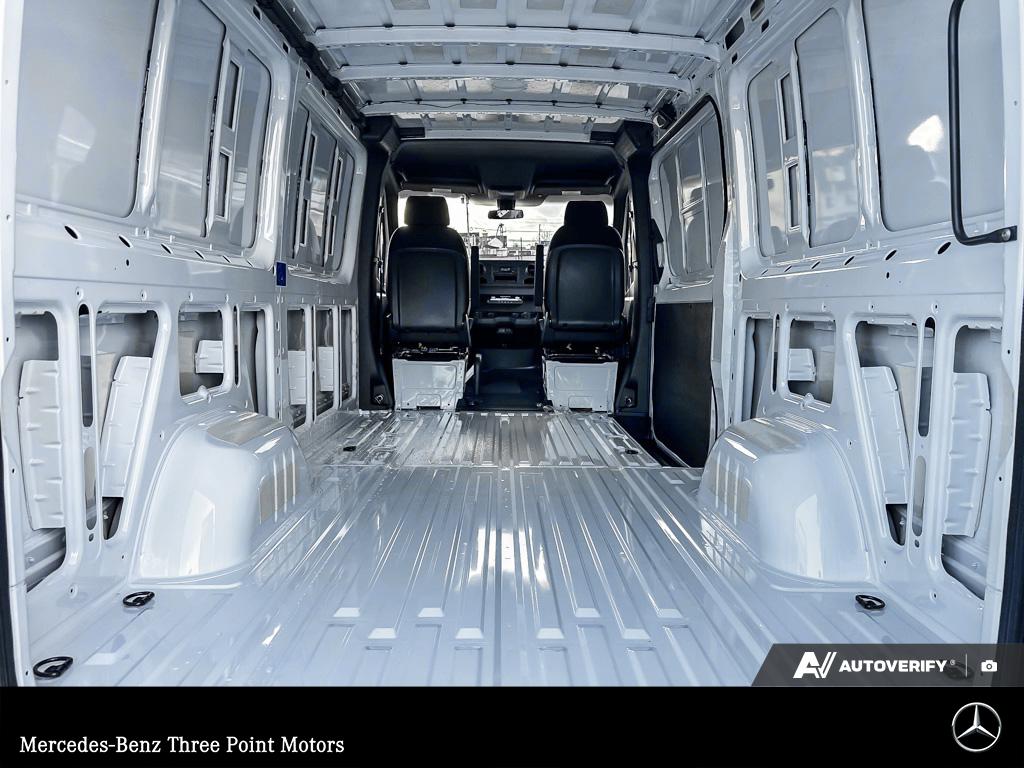 2026 Mercedes-Benz Sprinter 2500 Standard Roof - photo 8