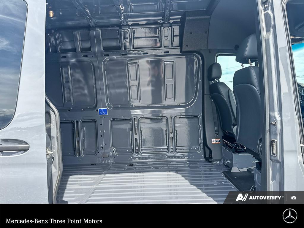 2024 Mercedes-Benz Sprinter 2500 High Roof I4 - photo 20