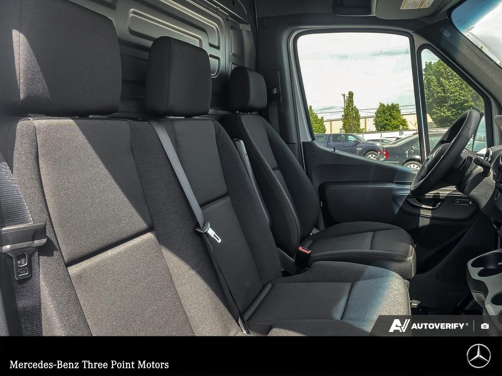 2026 Mercedes-Benz Sprinter 2500 Standard Roof - photo 16