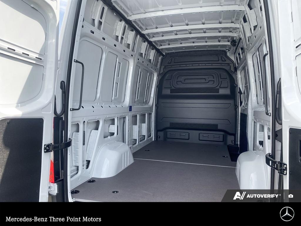 2026 Mercedes-Benz Sprinter 2500 Standard Roof - photo 9
