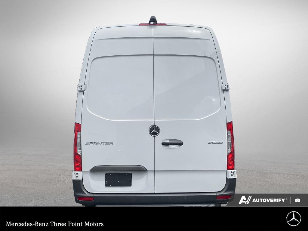 2024 Mercedes-Benz Sprinter 2500 High Roof I4 - photo 4