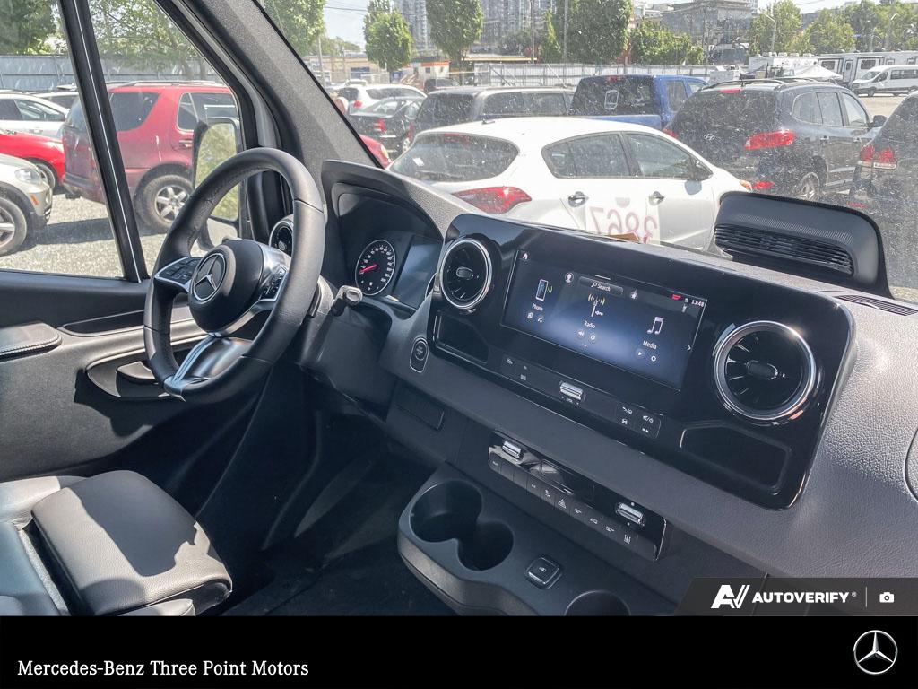 2025 Mercedes-Benz Sprinter 2500 High Roof I4 - photo 18