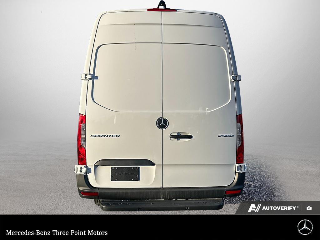 2026 Mercedes-Benz Sprinter 2500 High Roof I4 - photo 5