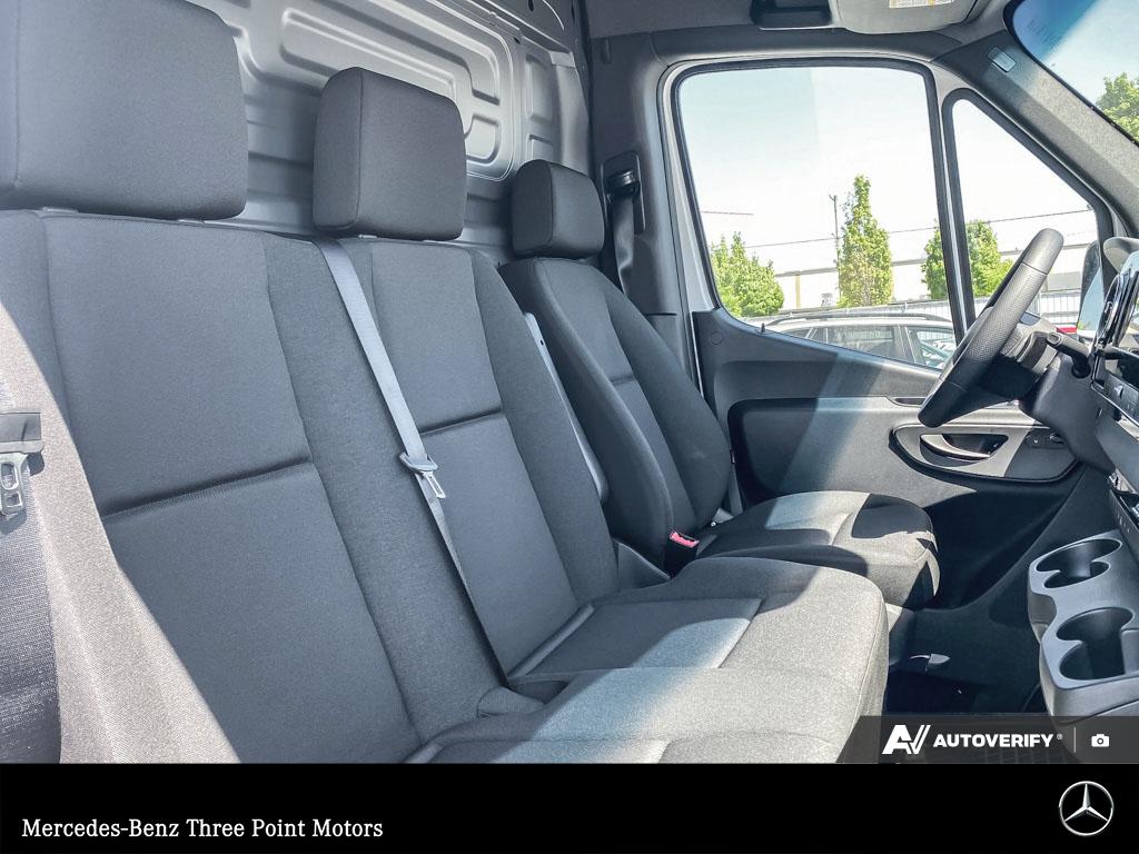 2026 Mercedes-Benz Sprinter 2500 Standard Roof - photo 16