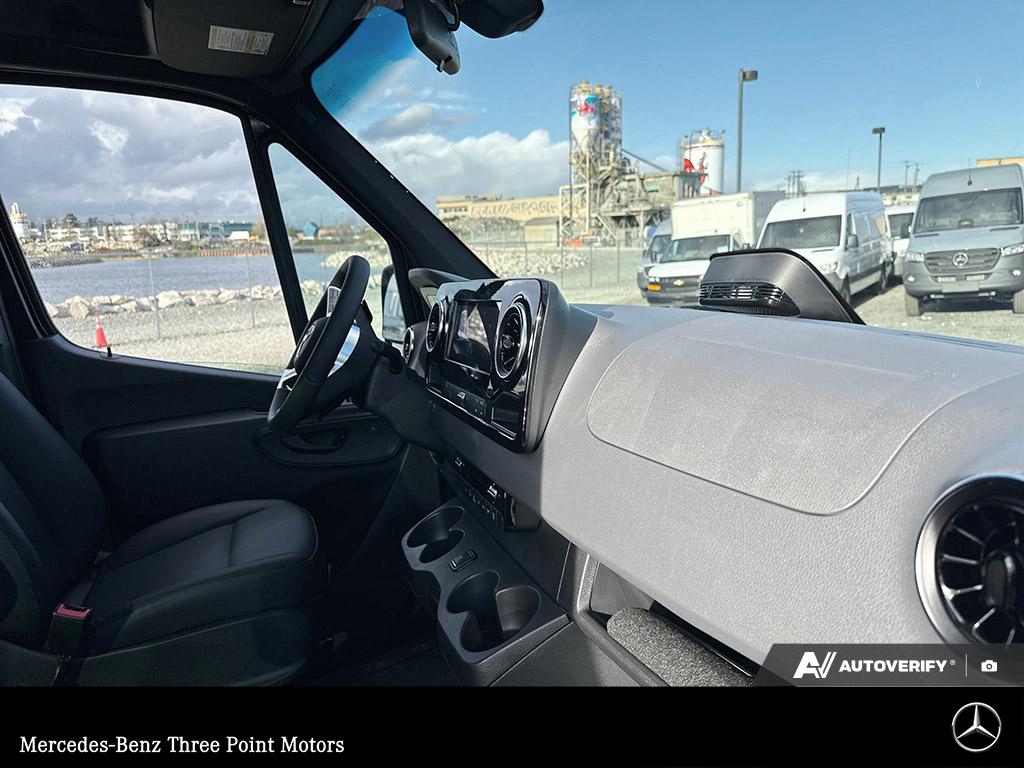 2026 Mercedes-Benz Sprinter 2500 Standard Roof - photo 21