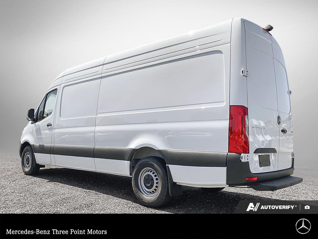 2026 Mercedes-Benz Sprinter 2500 High Roof I4 - photo 4