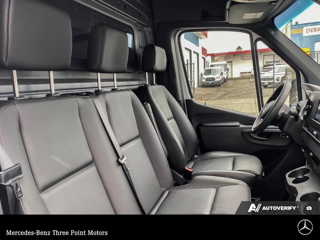 2024 Mercedes-Benz Sprinter 2500 High Roof I4 - photo 13