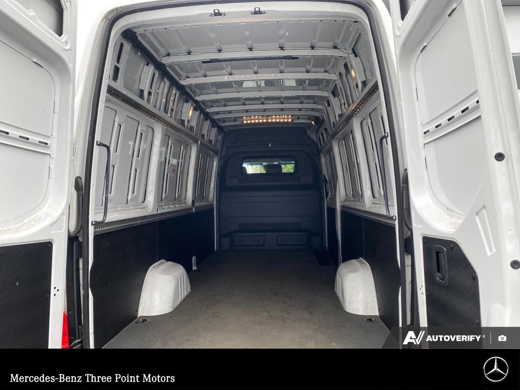 2024 Mercedes-Benz Sprinter 2500 High Roof I4 - photo 6