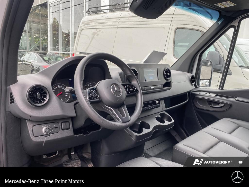 2024 Mercedes-Benz Sprinter 2500 High Roof I4 - photo 7
